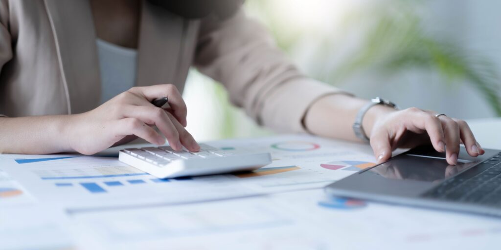 isolved payroll review: People Cloud platform
